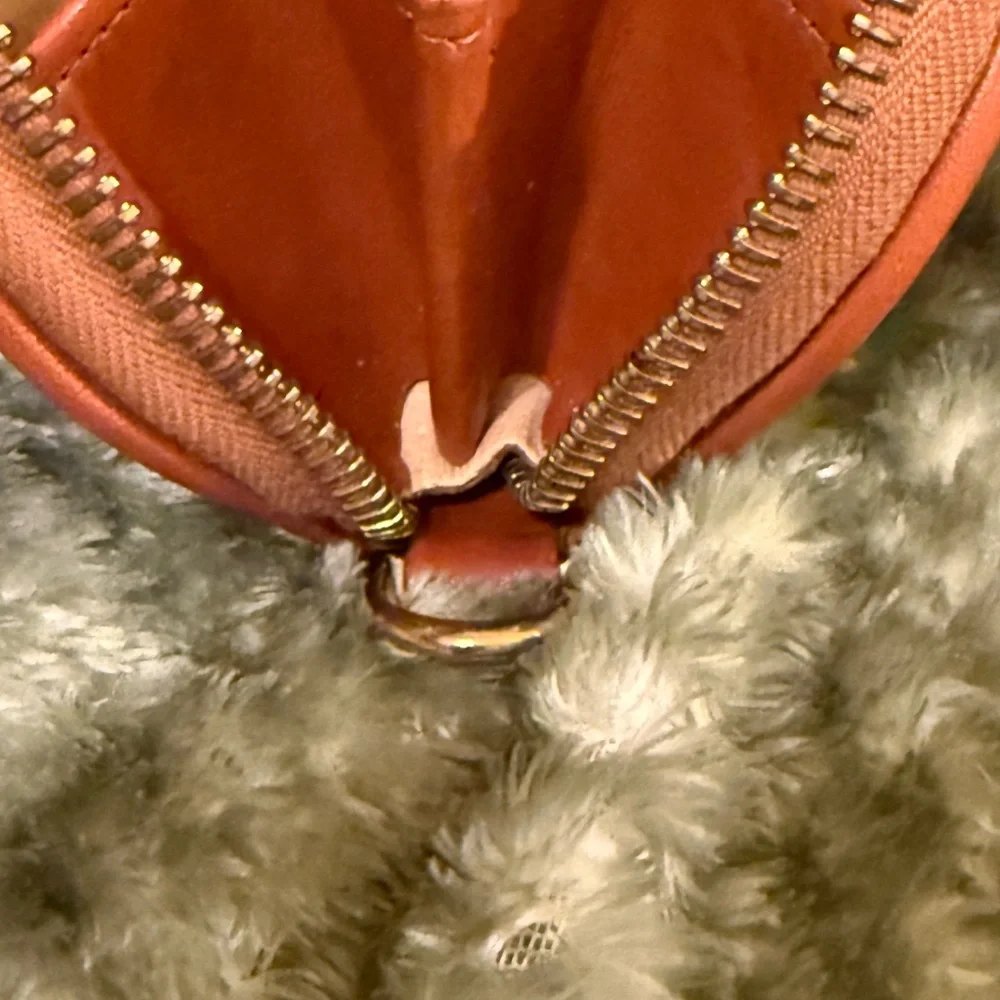 Dooney and Bourke coin purse